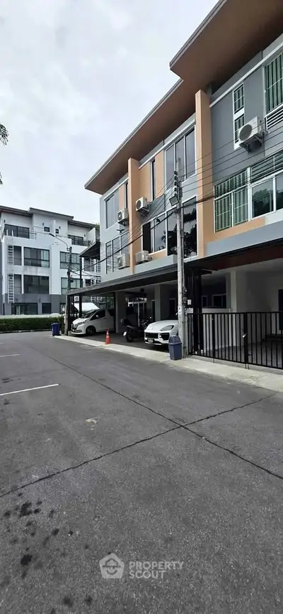 image_rental-26996670