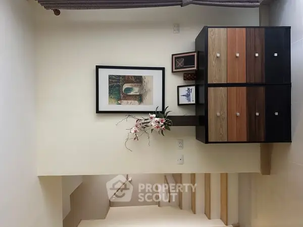 image_rental-27215912