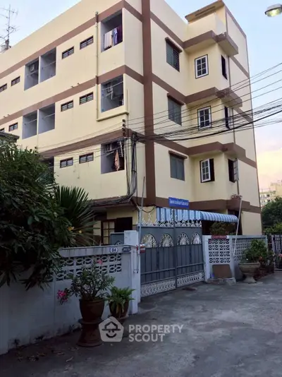 image_rental-28198514