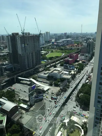 Fully Furnished 1 Bedroom Condo at Villa Asoke-2