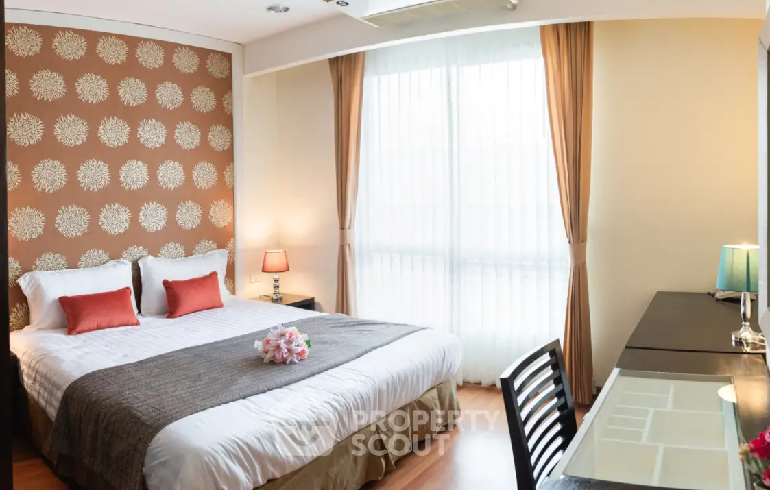  1 Bedroom Serviced Apartment at Sarin Suites Sukhumvit Bangkok-1