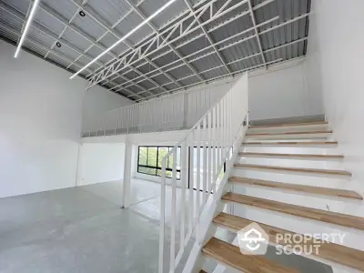 Spacious modern loft with mezzanine and large windows