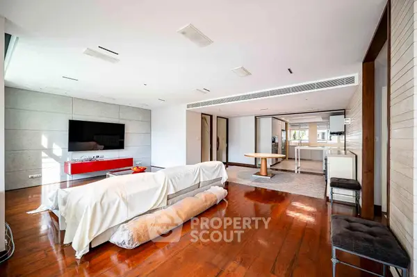 image_rental-27366276