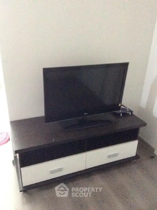 image_rental-6439946