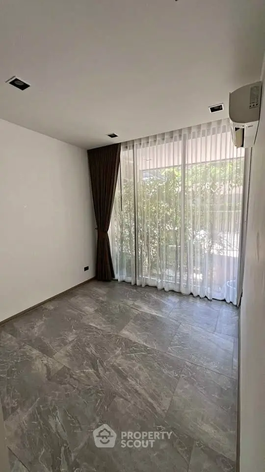 image_rental-31498548