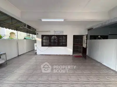 image_rental-27893287