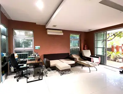 Screenshot 2025-12-25 081354.png