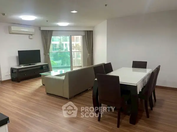 image_rental-30805441