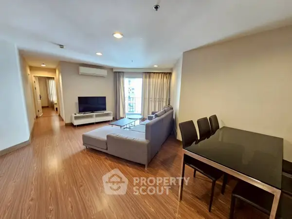 image_rental-25700359