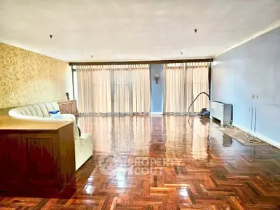 image_rental-29889360