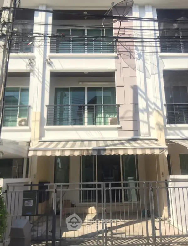 image_rental-10185514