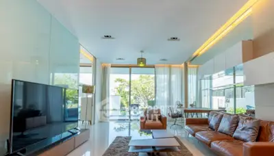 Screenshot 2569-04-16 at 21.26.02.jpg