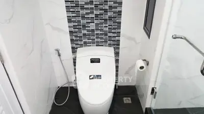  1 Bedroom Condo at Sukhumvit Suite-7