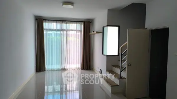 image_rental-21508173