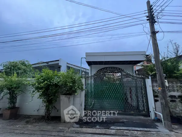 image_rental-29946056