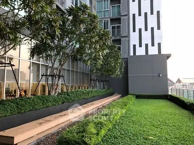  1 Bedroom Condo at Noble Revolve Ratchada-2
