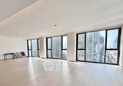 Screenshot 2569-02-11 at 20.34.51.jpg