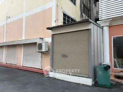 image_rental-29828520