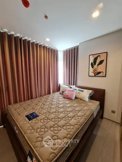  2 Bedrooms Condo at Life Sukhumvit 62-4