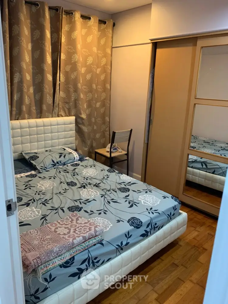  2 Bedrooms Condo at Lumpini Place Water Cliff-1