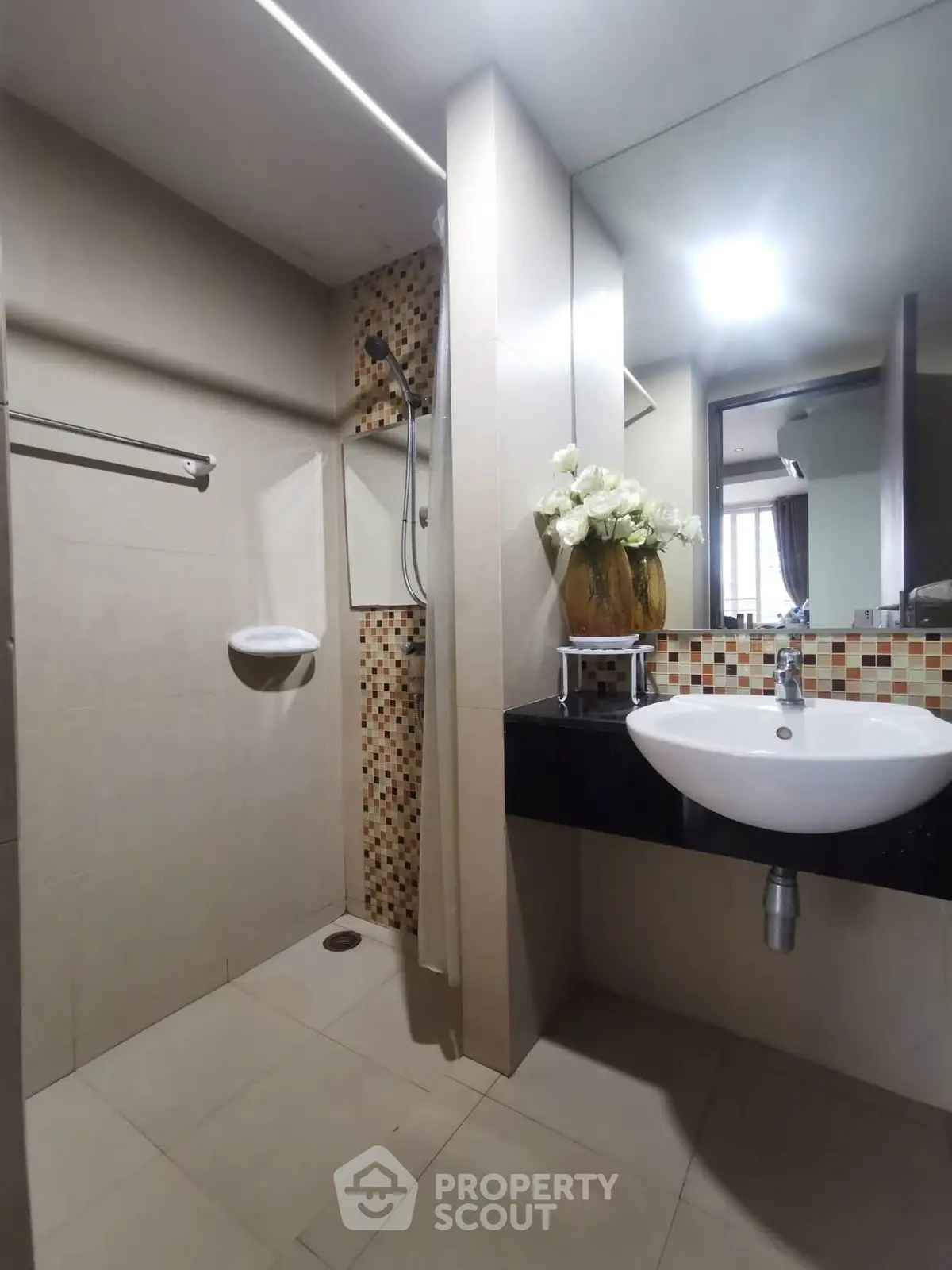 Modern bathroom with sleek design and elegant fixtures