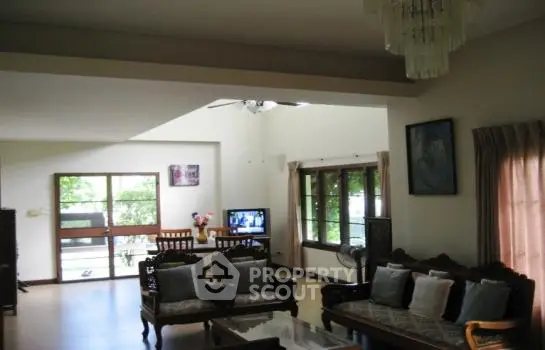 image_rental-10770465