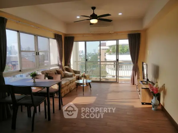 image_rental-5291141