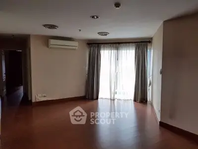 image_rental-30688278