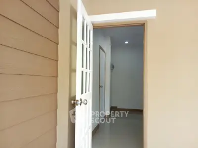 1096803.3.jpg