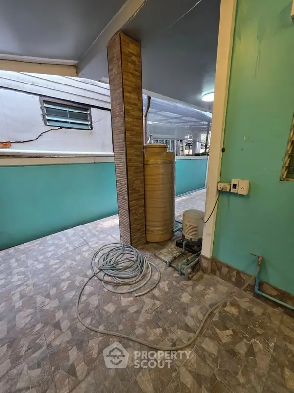 image_rental-31426199