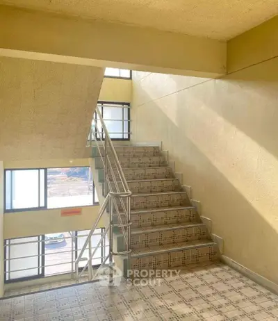 image_rental-19329751