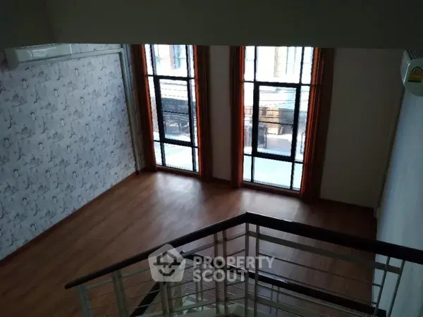 image_rental-13012232