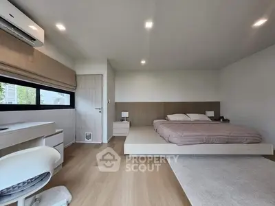 1853275-3-Photoroom.png