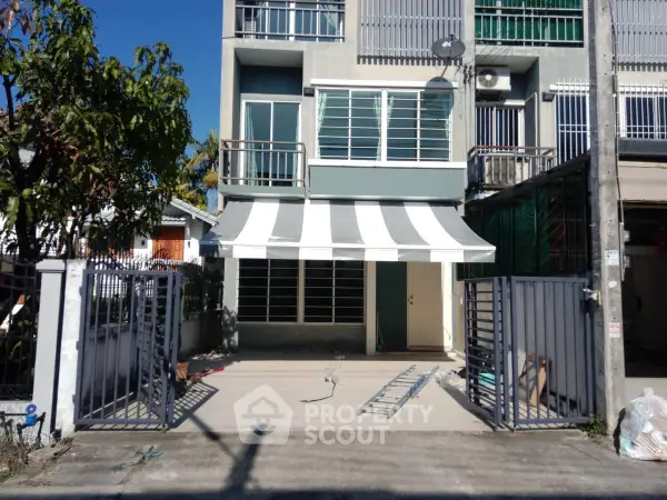 image_rental-28566769