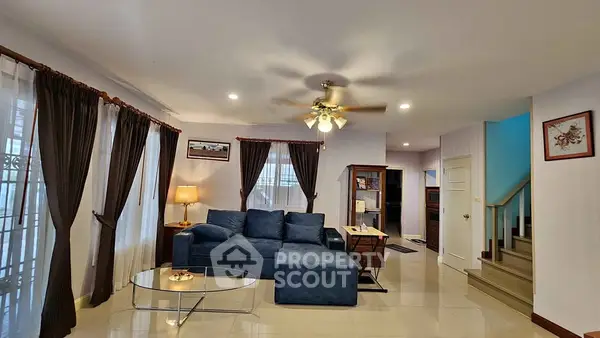 image_rental-27577275