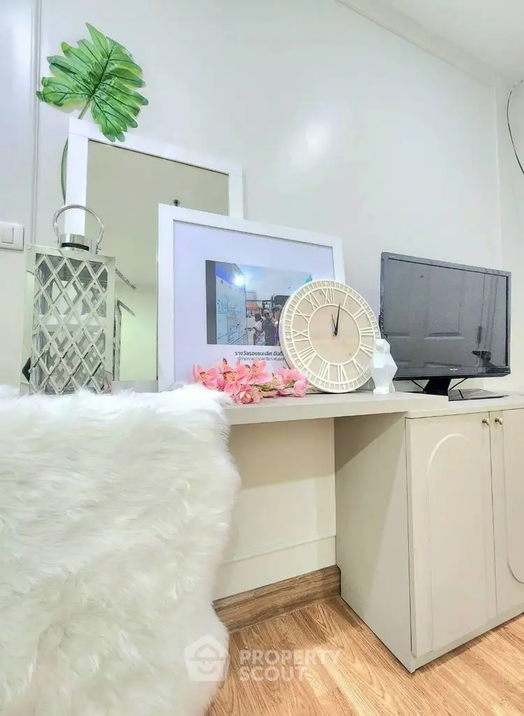 Chic modern interior with stylish decor and sleek furniture, perfect for contemporary living.