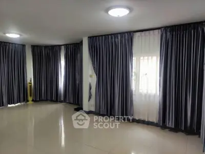 image_rental-11705460