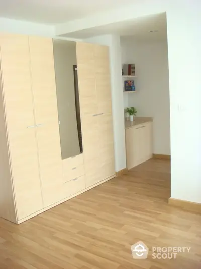  2 Bedrooms Apartment at Y O Place-2