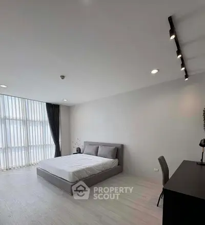 Screenshot 2569-03-05 at 11.57.31.jpg