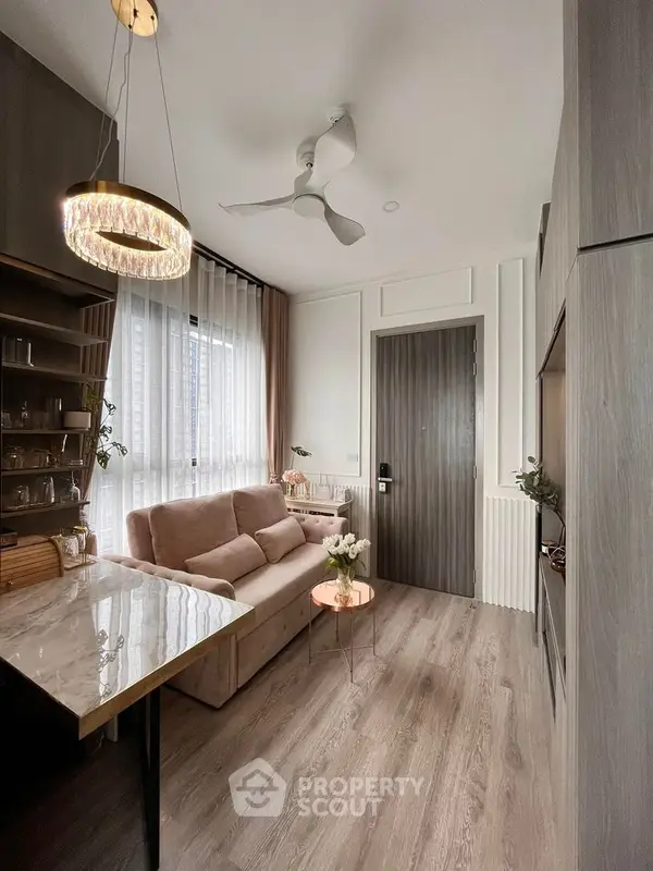 image_rental-8135750