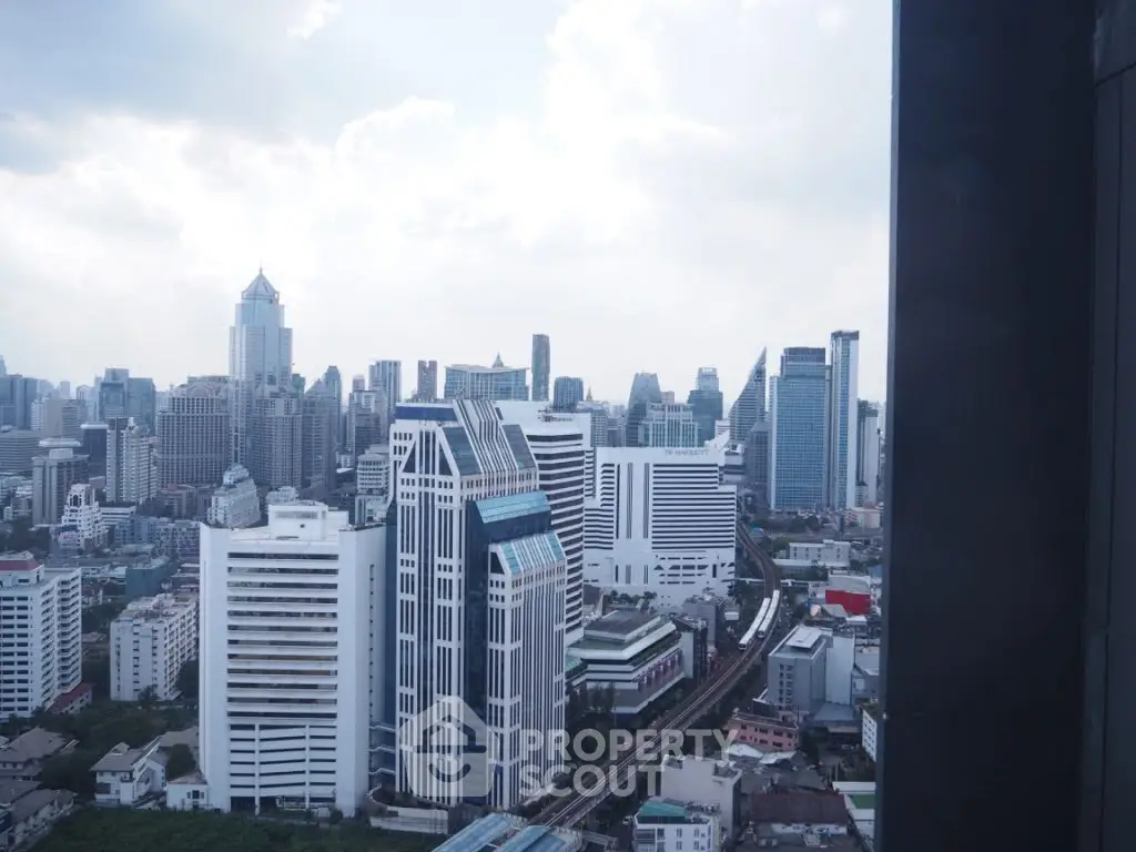 Stunning cityscape view showcasing modern skyscrapers and urban skyline
