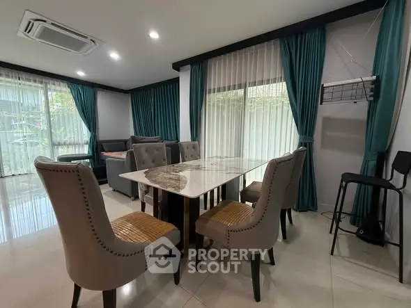 image_rental-28625293