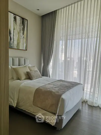  2 Bedrooms Condo at Magnolias ราชดำริ-2