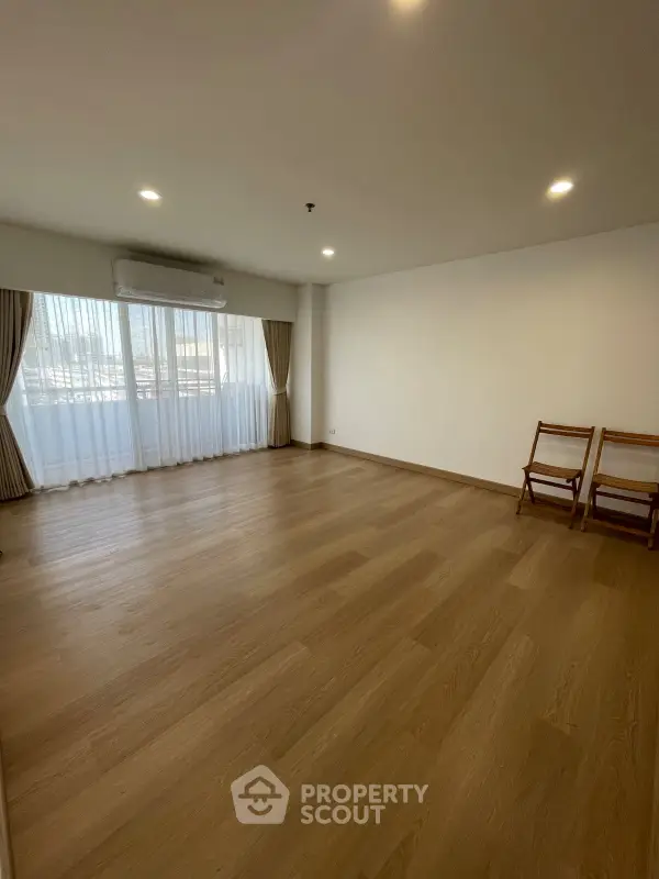 image_rental-31532582