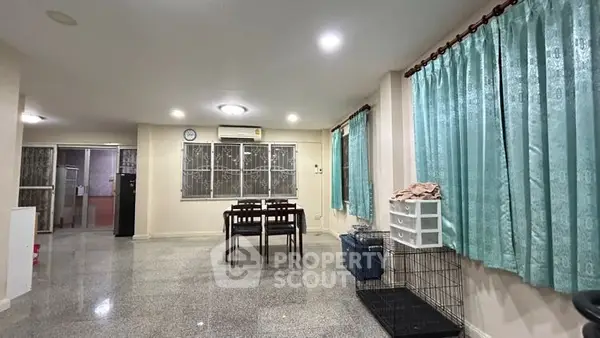 image_rental-27165597