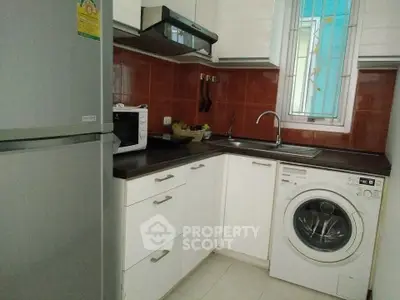  1 Bedroom Condo at Sukhumvit Plus-2