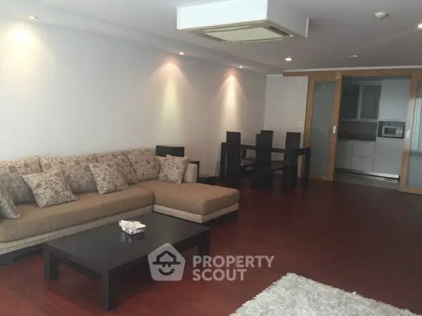 image_rental-5697491