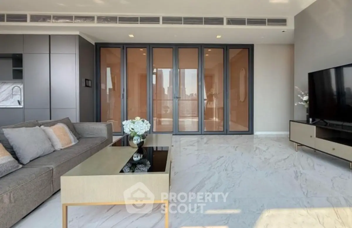 Screenshot 2568-03-19 at 18.37.44.jpg