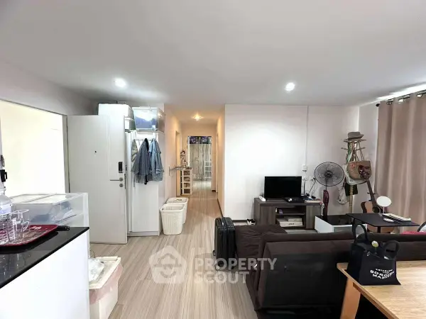 image_rental-31003306