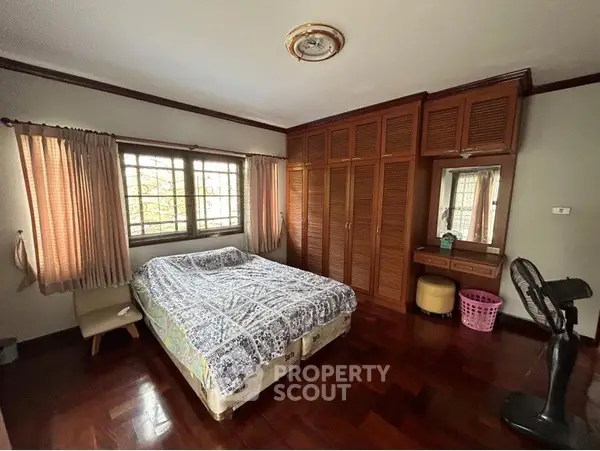 image_rental-10205295